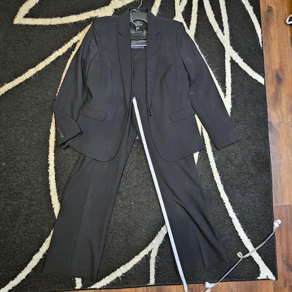 Worthington Pant Suit - Size 14